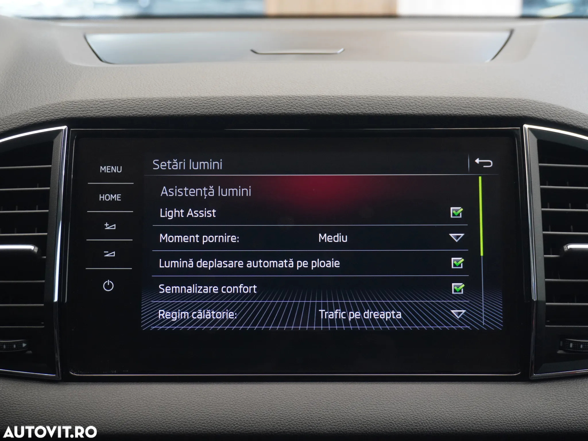 Skoda Karoq 1.6 TDI SCR DSG Style - 26