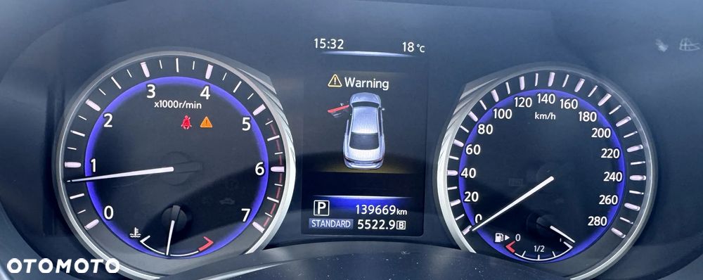 Infiniti Q50 2.2d - 32