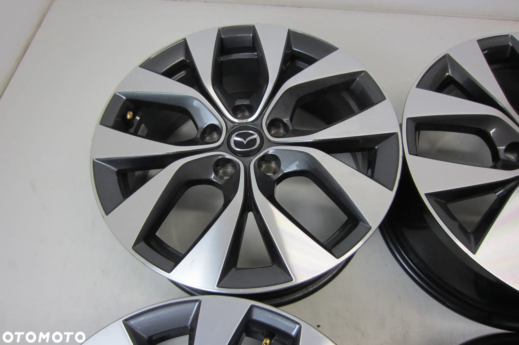 FELGI ALUMINIOWE 17 MAZDA 3 5 6 MX5 CX3 CX5 CX30 CX60 MPV - 4