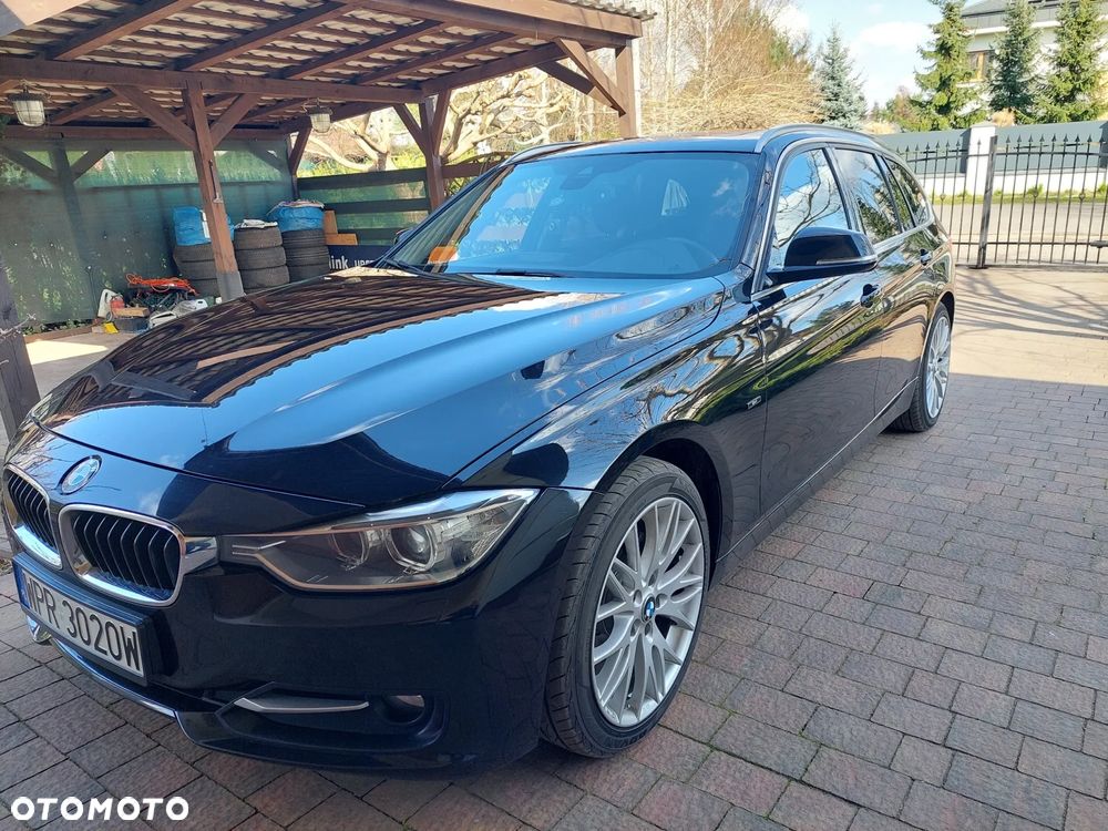 BMW Seria 3 318d DPF Touring Edition Sport - 8