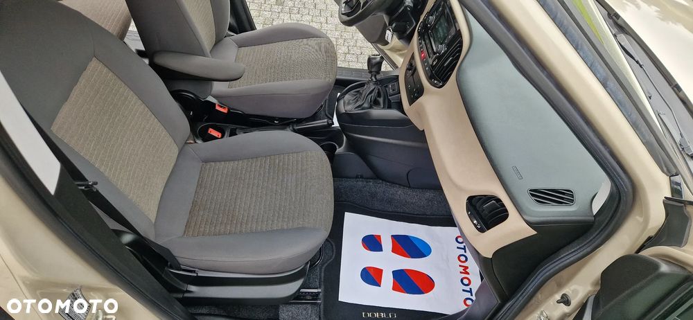 Fiat Doblo - 17