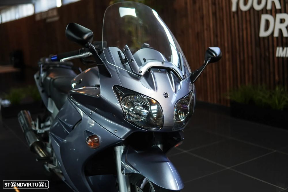 Yamaha FJR 1300 - 12
