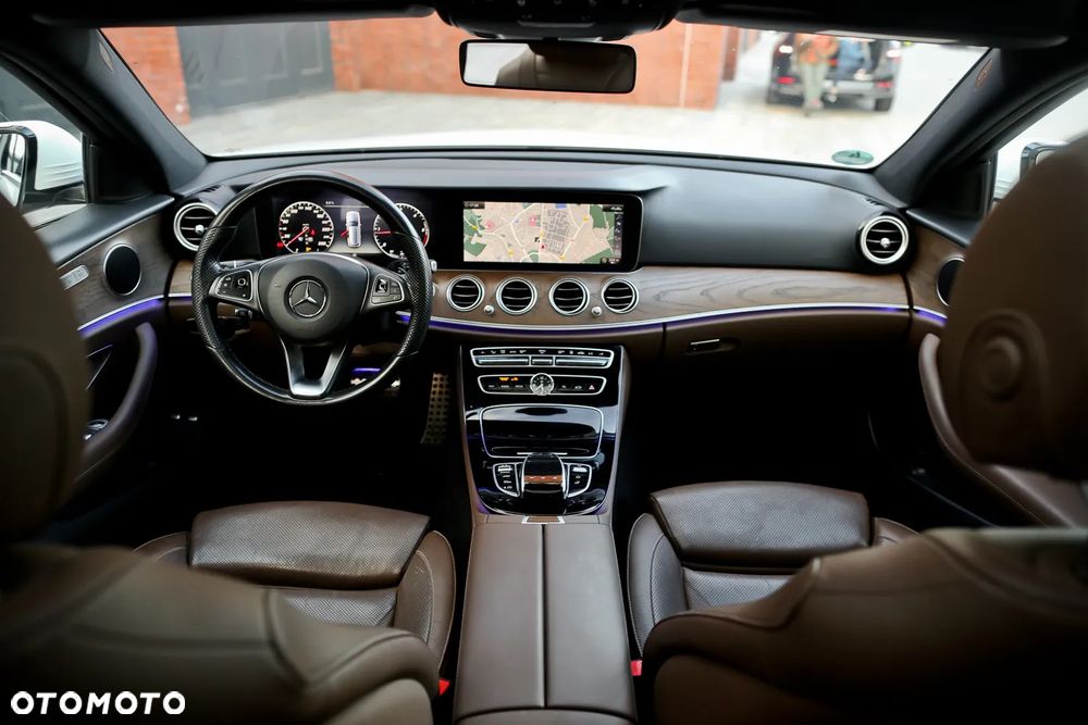 Mercedes-Benz Klasa E 220 d 4Matic All-Terrain 9G-TRONIC Avantgarde - 18