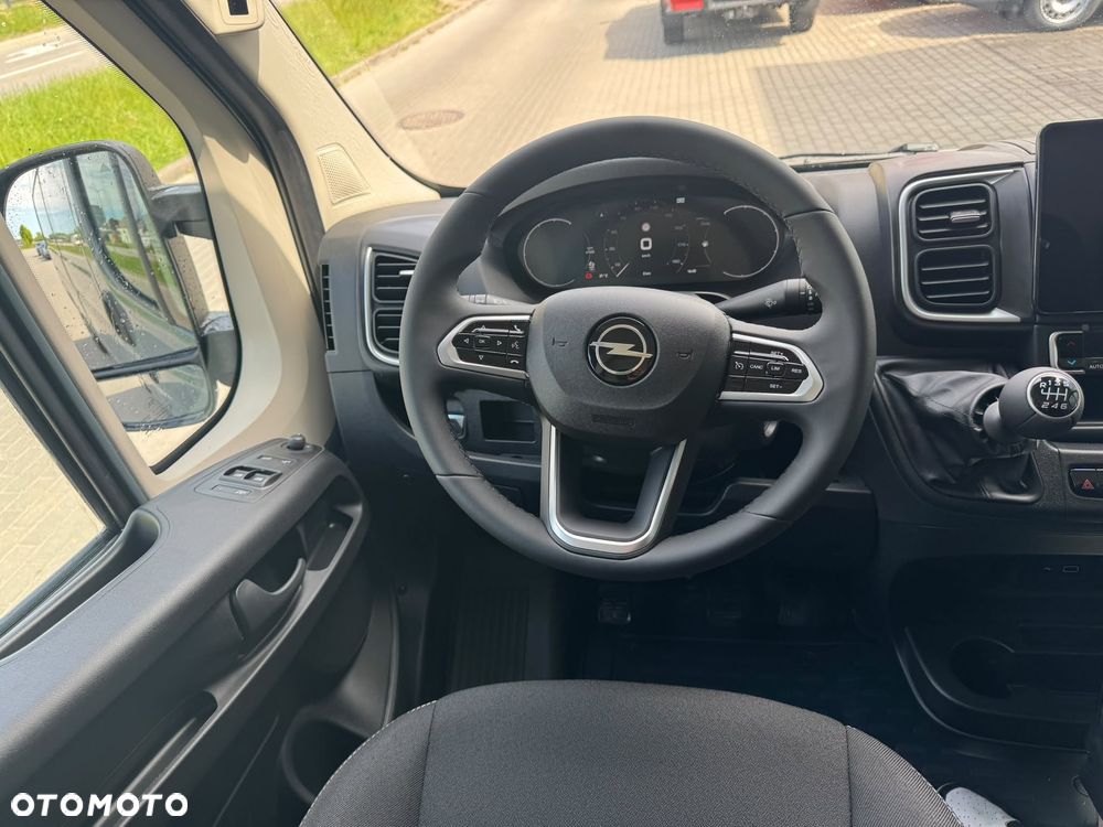 Opel Movano Furgon - 10