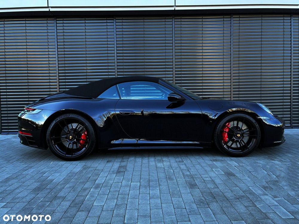 Porsche 911 Carrera GTS - 7