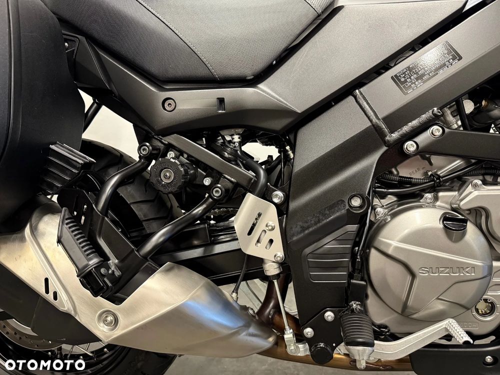 Suzuki V-STROM - 33