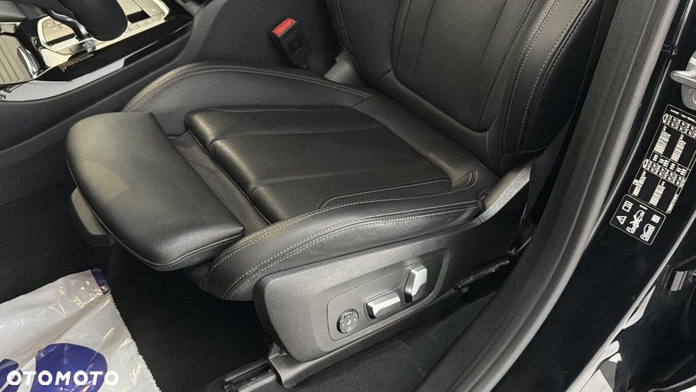 BMW X3 xDrive20d mHEV - 13