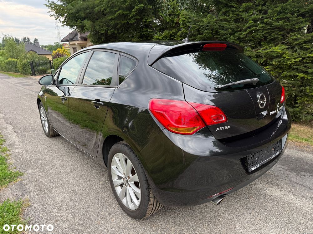 Opel Astra 1.4 Turbo Active - 4