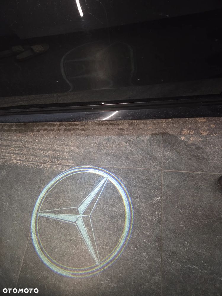 Mercedes-Benz Klasa C 300 4MATIC 9G-TRONIC - 20