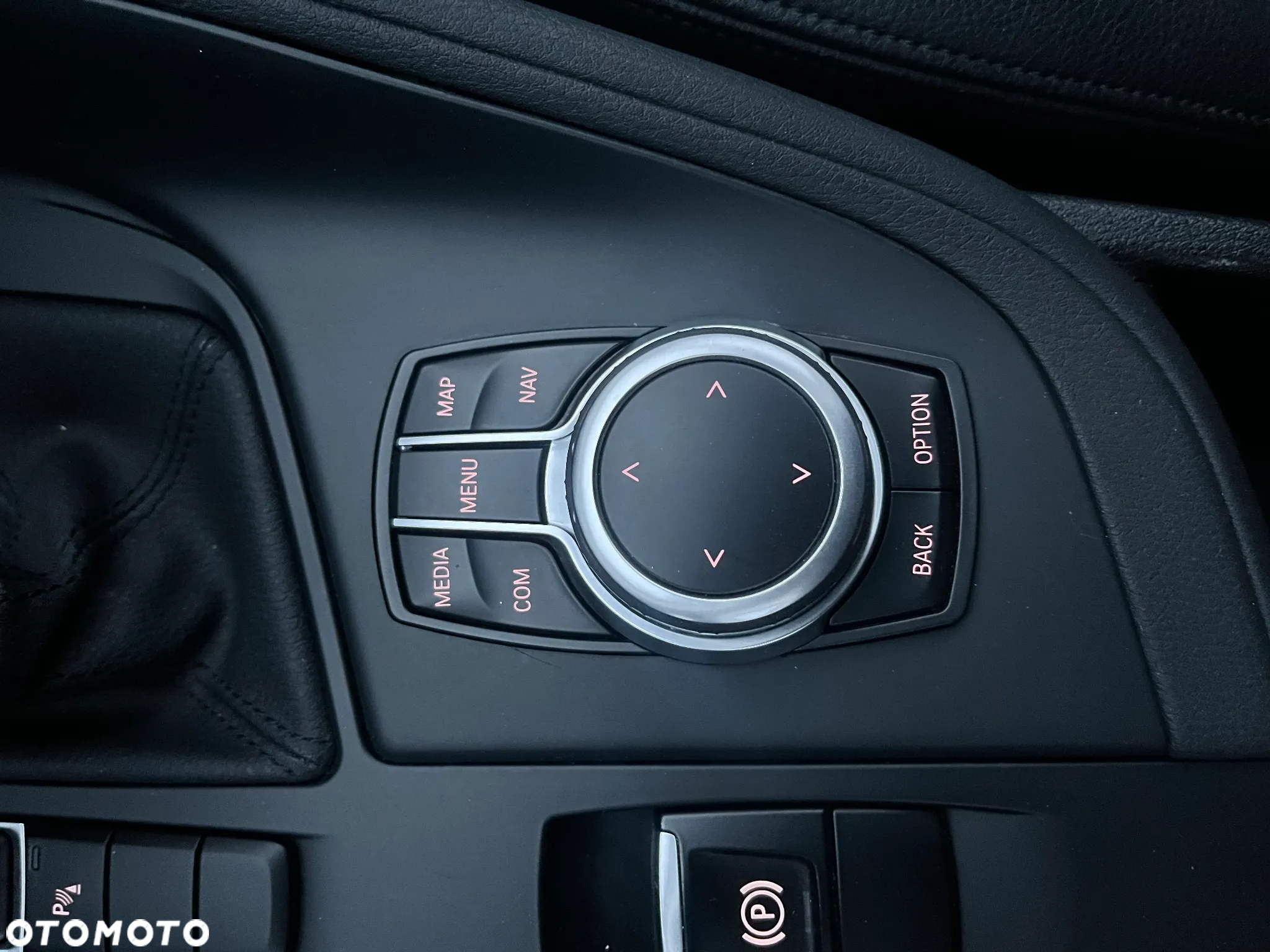 BMW X1 sDrive18i Business Edition - 25