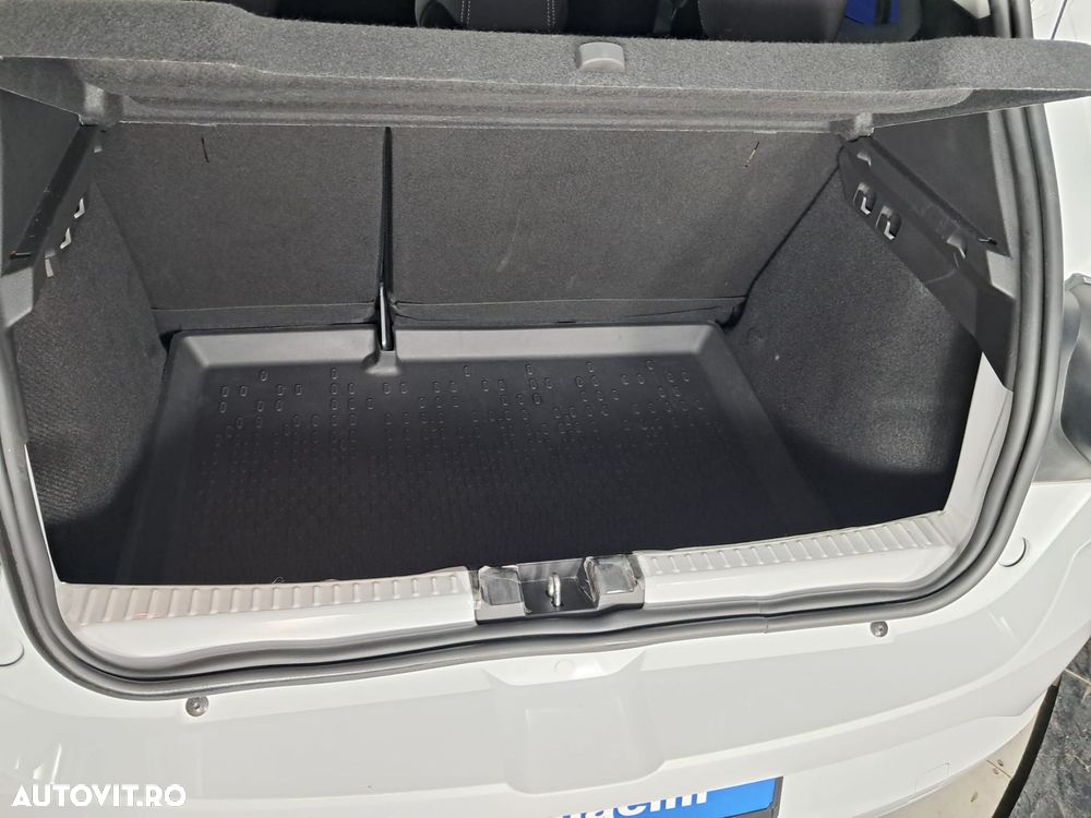 Dacia Sandero - 25