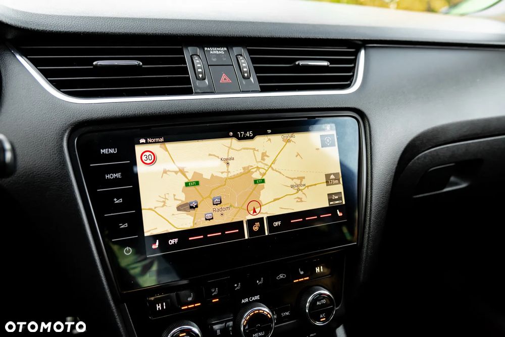 Skoda Octavia 2.0 TDI 4x4 DSG RS - 41