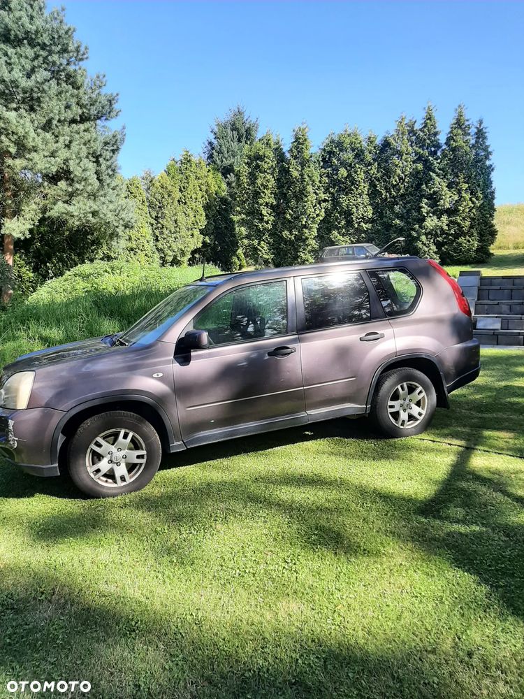 Nissan X-Trail - 1