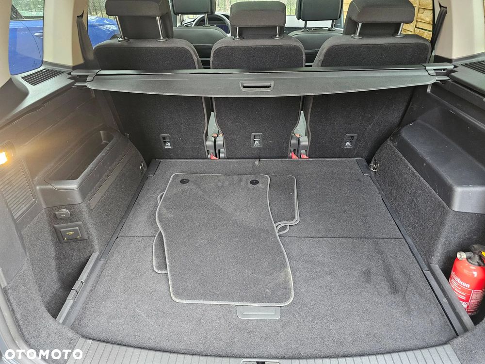 Volkswagen Touran 2.0 TDI BMT SCR Special Edition - 13