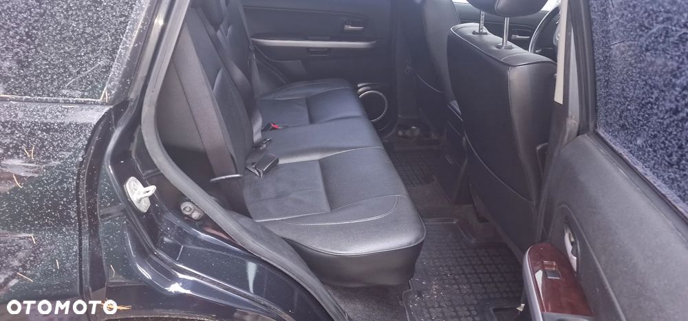 Suzuki Grand Vitara 1.9 DDiS Premium - 7