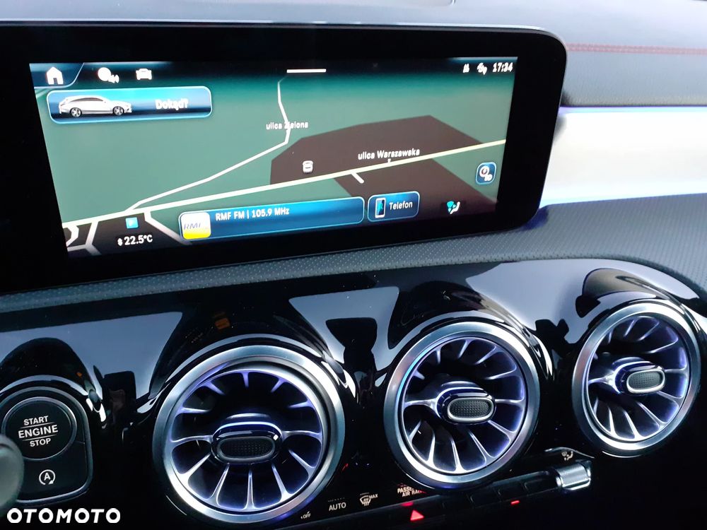 Mercedes-Benz CLA 200 AMG Line 7G-DCT - 32