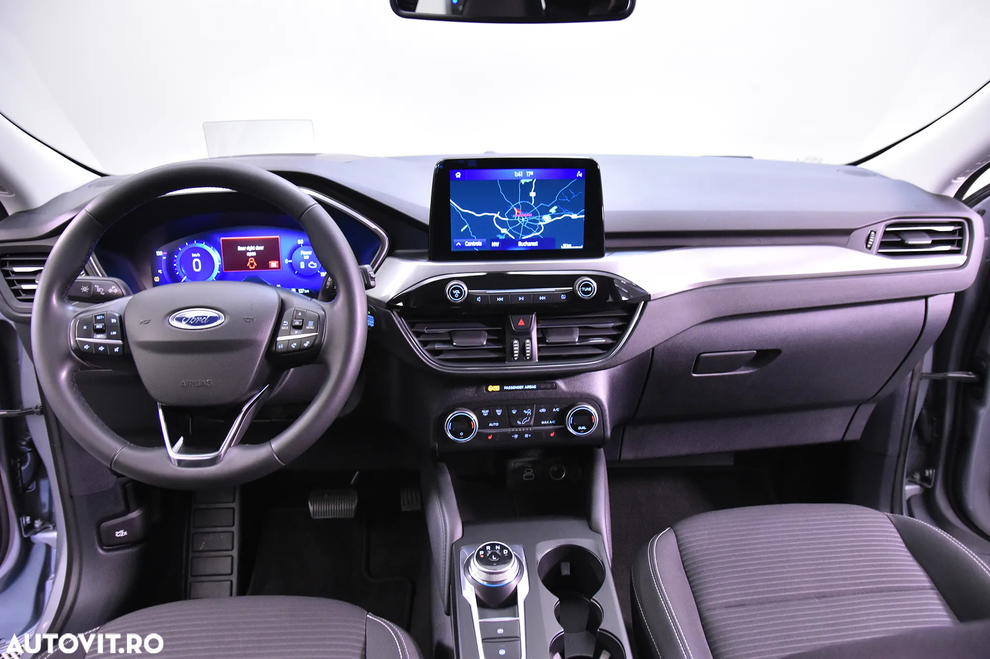 Ford Kuga - 9