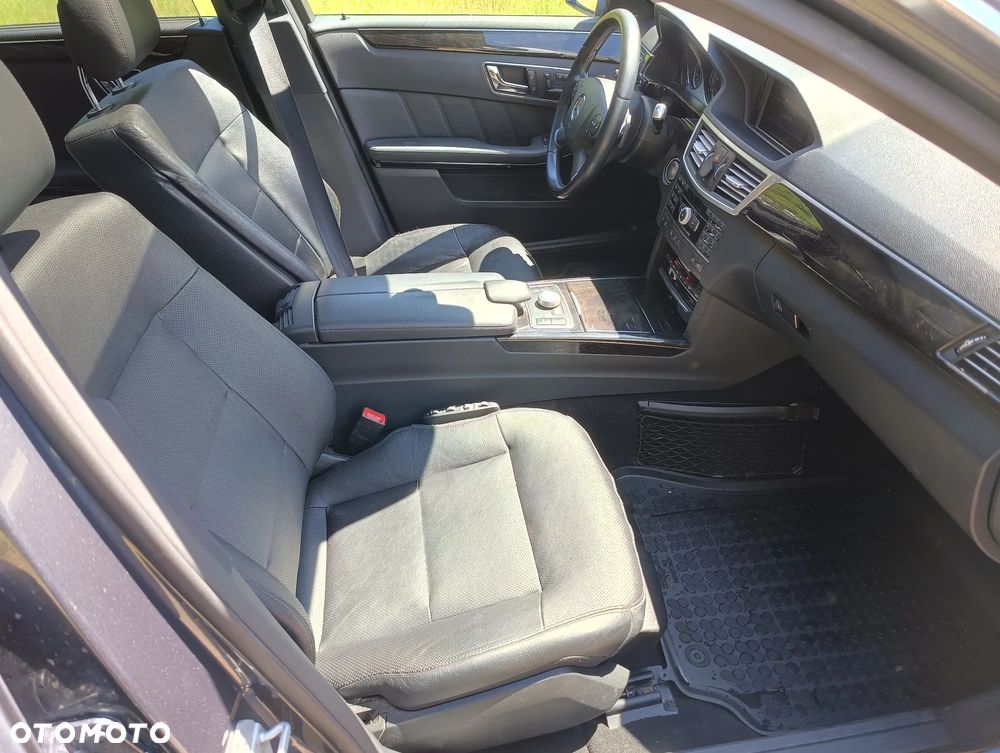 Mercedes-Benz Klasa E 350 CDI BlueEff Avantgarde - 14