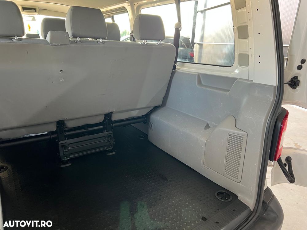 Volkswagen Transporter - 18