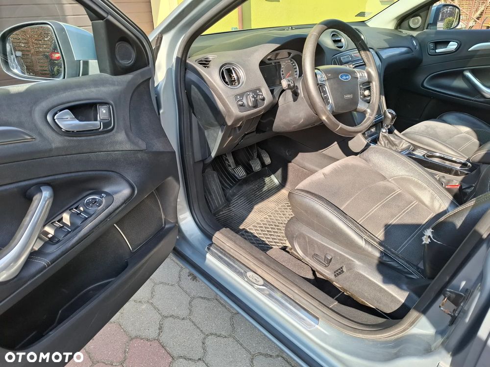 Ford Mondeo 2.0 TDCi Titanium S - 20