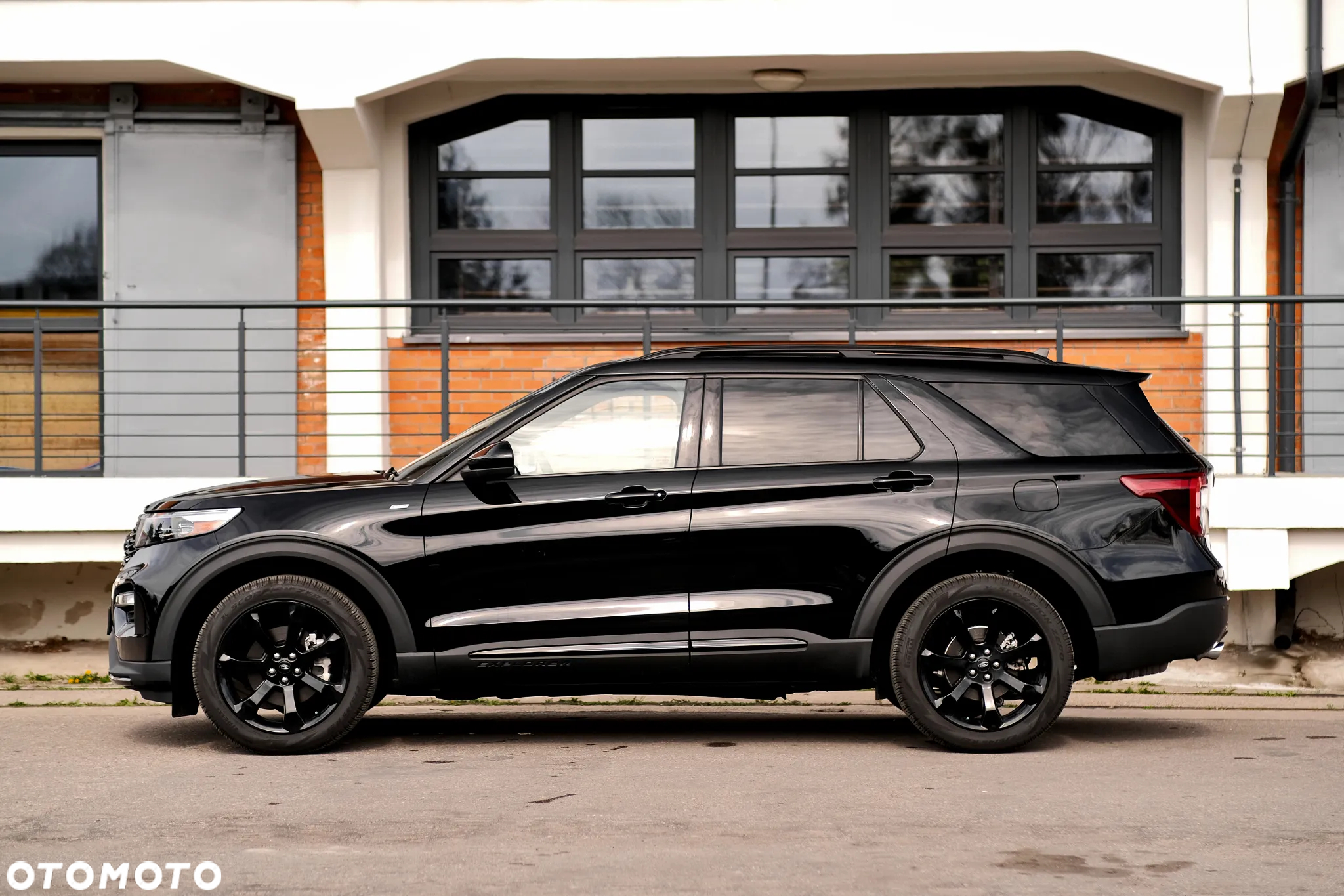 Ford Explorer - 7