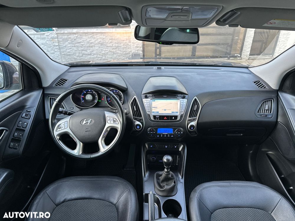 Hyundai ix35 2.0 CRDI 4WD Comfort - 9