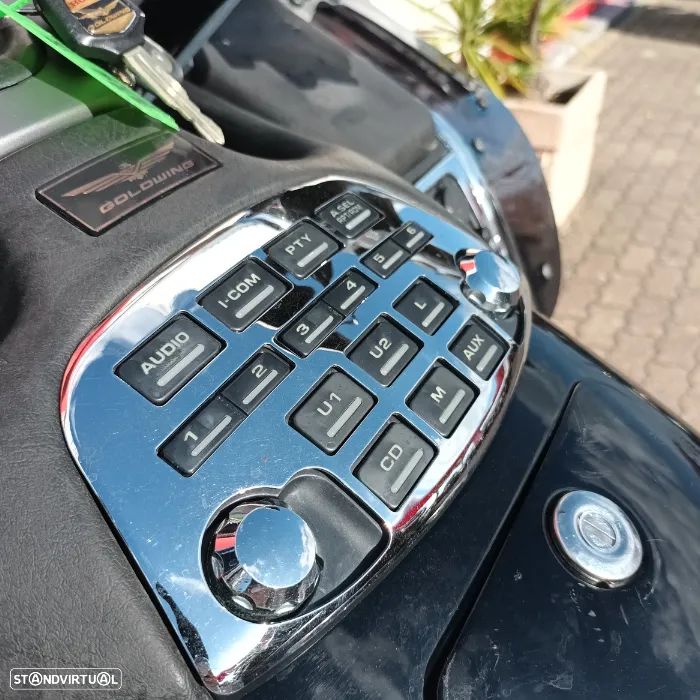 Honda Goldwing - 10
