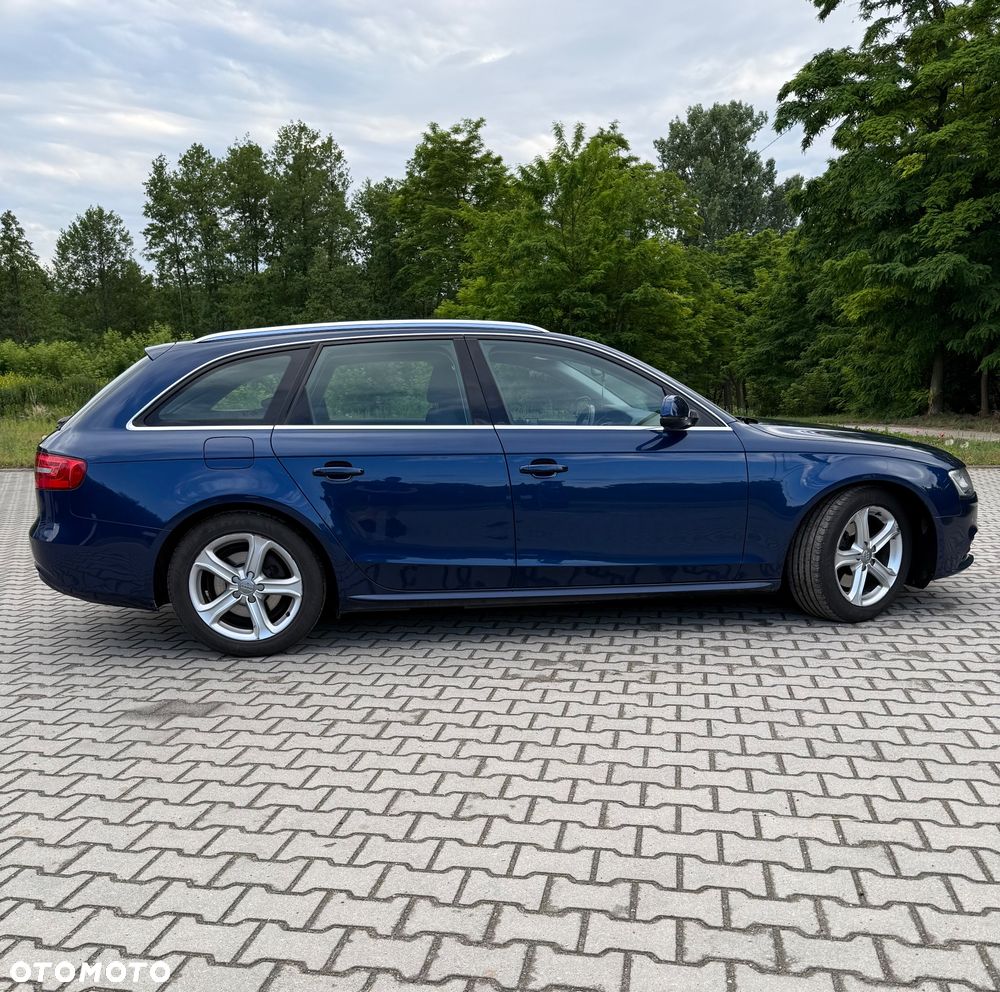 Audi A4 Avant - 2