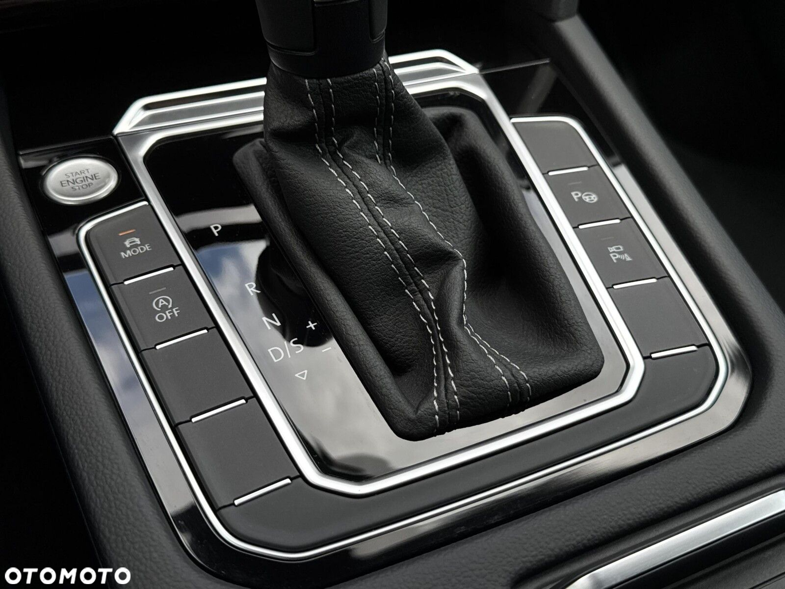Volkswagen Arteon 2.0 TSI R-Line DSG - 23
