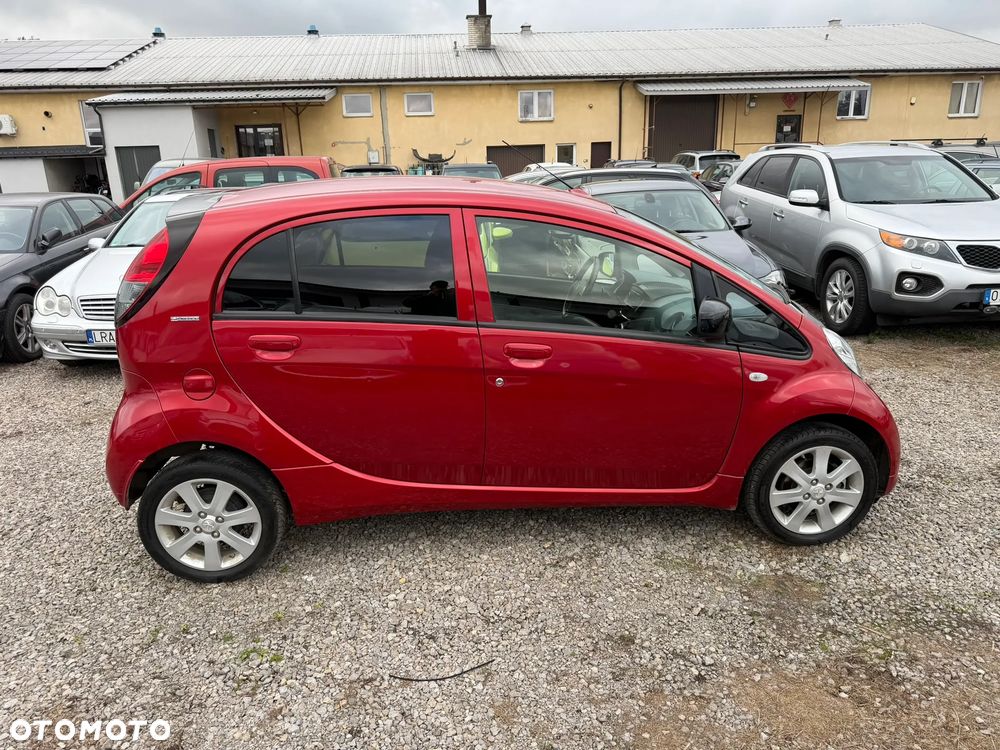 Peugeot iOn Active - 11