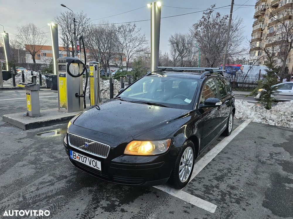Volvo V50 - 1