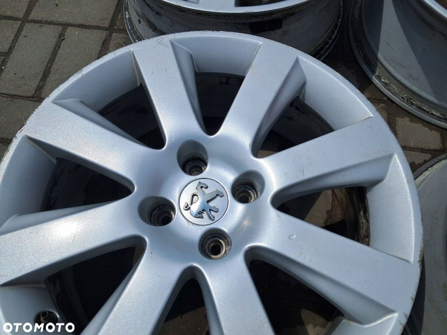 Peugeot 5008 FELGI Aluminiowe 18" 4x108 ET29 7J 9675496577 - 7