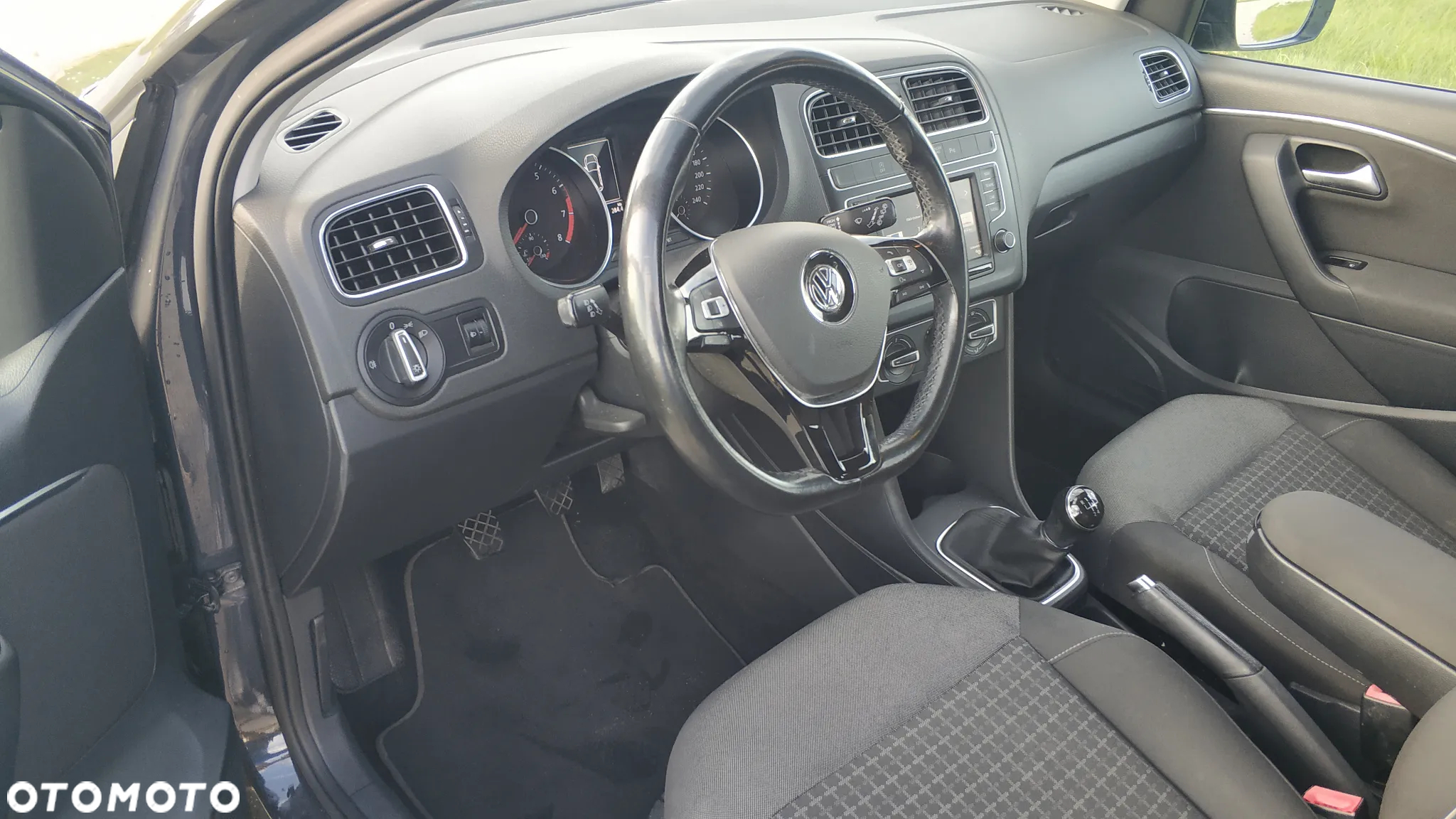 Volkswagen Polo 1.2 TSI BMT Highline - 5