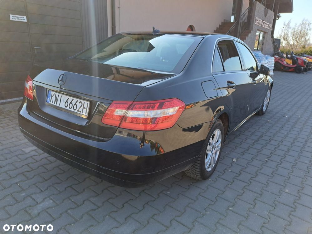Mercedes-Benz Klasa E 200 CDI - 12