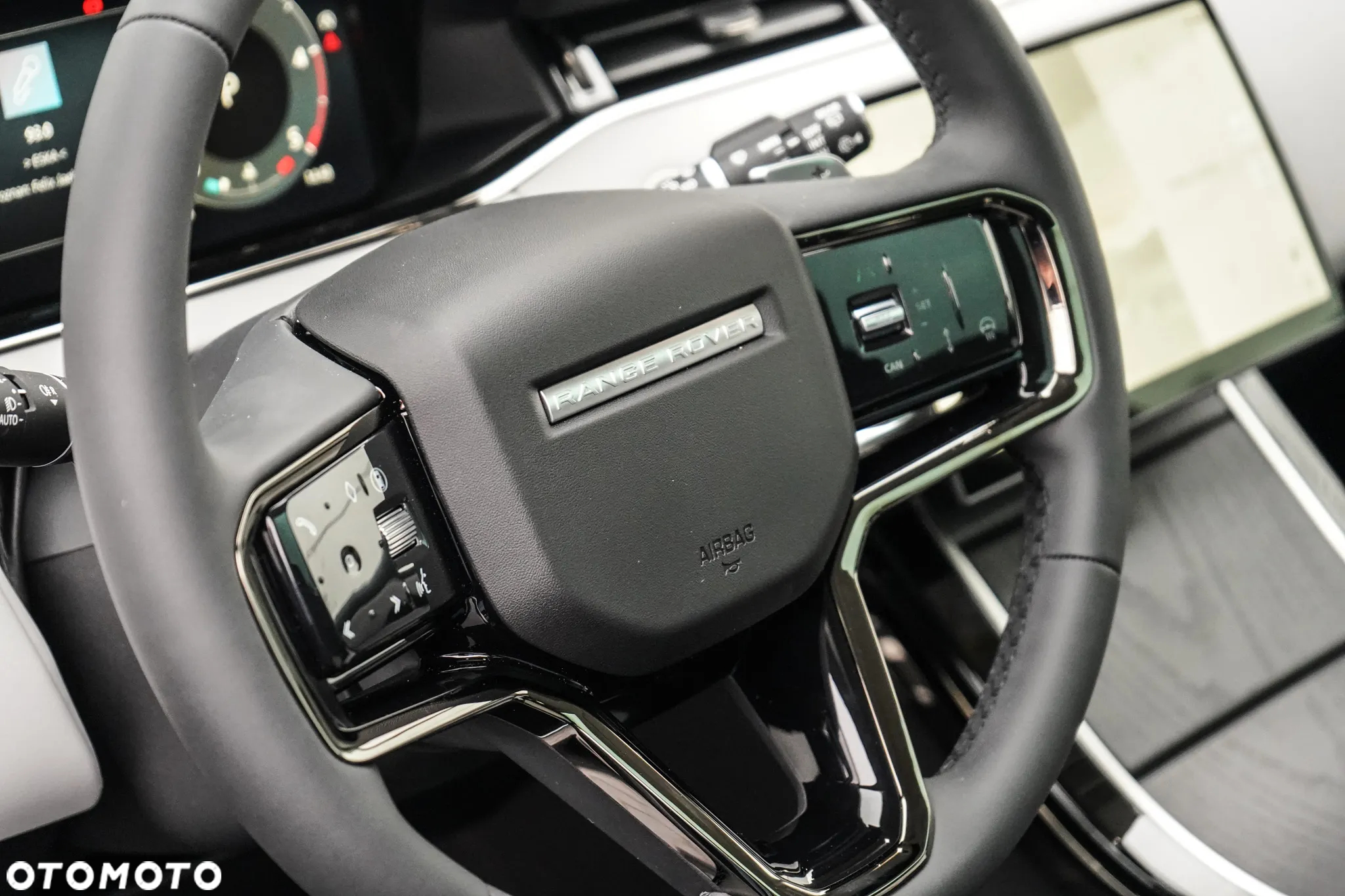 Land Rover Range Rover Evoque - 12