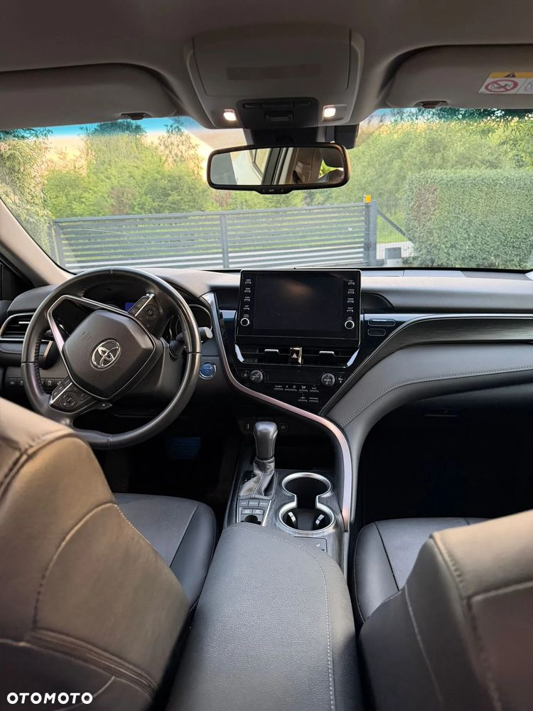 Toyota Camry 2.5 Hybrid Executive CVT - 15