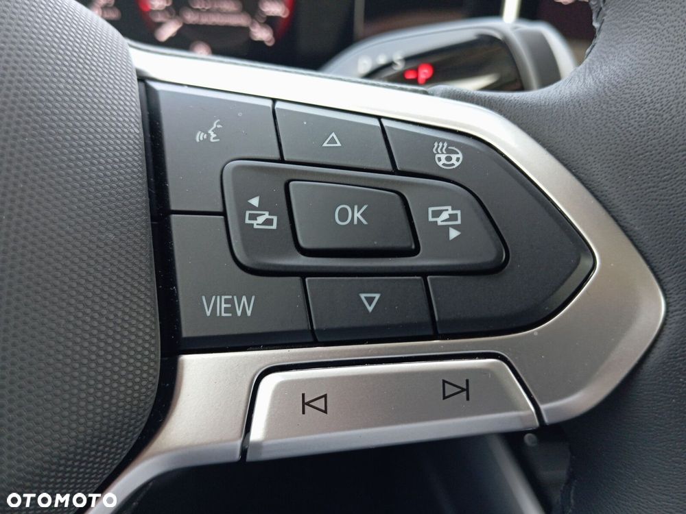Volkswagen Passat - 18