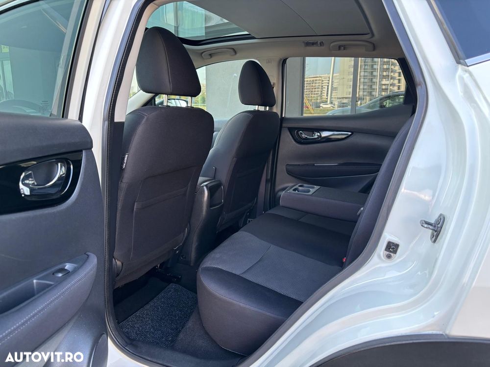 Nissan Qashqai 1.5 DCI Start/Stop Tekna - 10