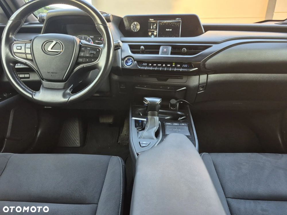 Lexus UX 250h GPF Business Edition 2WD - 9