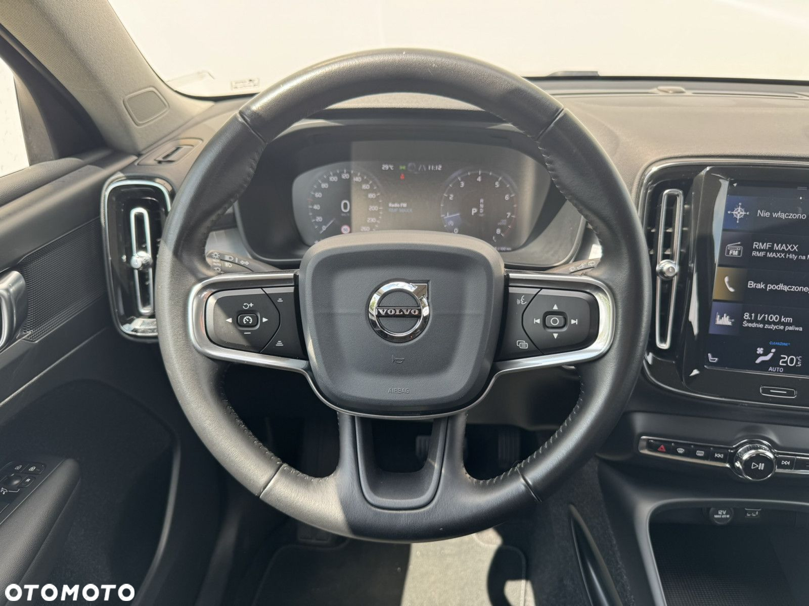 Volvo XC 40 T3 Momentum Pro - 15