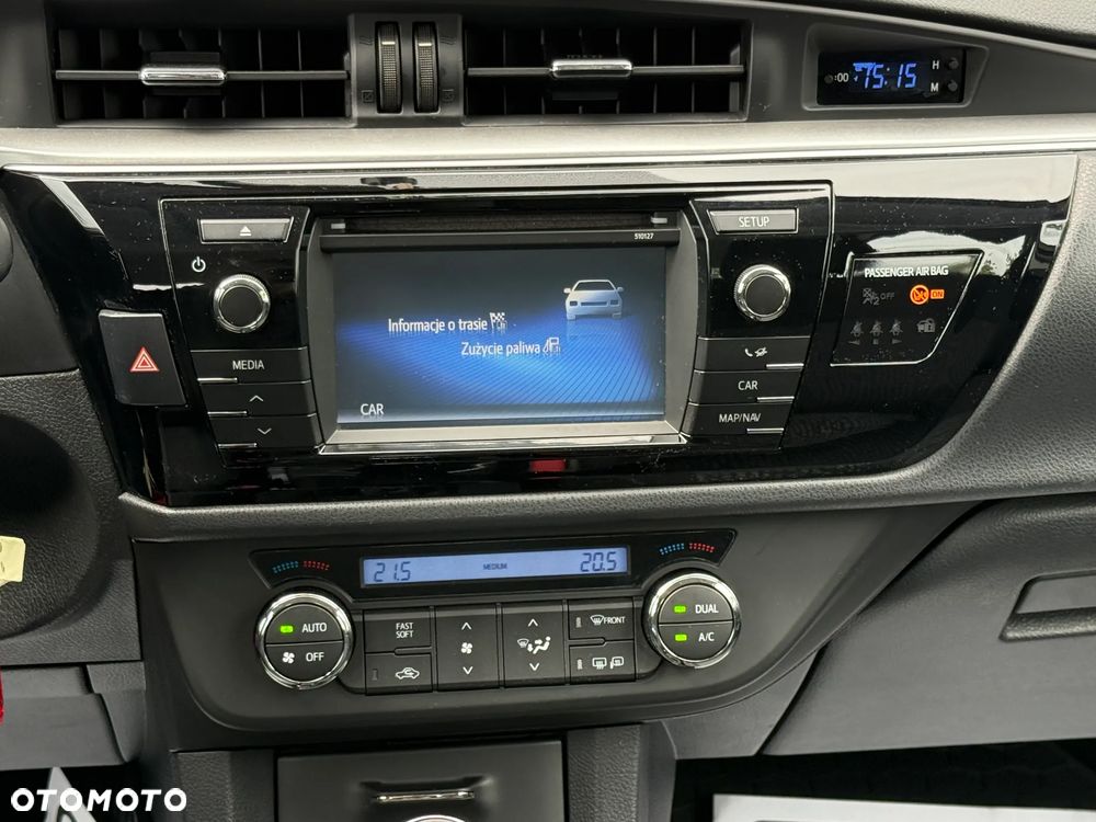 Toyota Corolla 1.6 Premium - 8