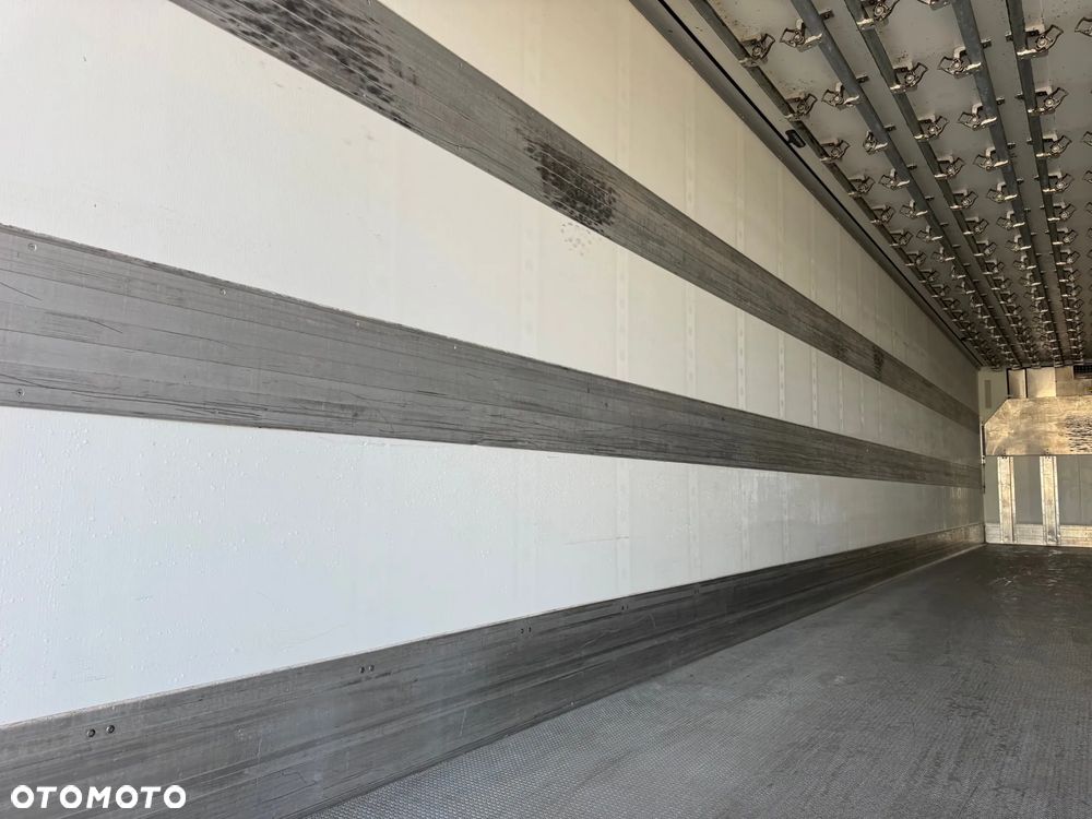 Krone Hakowa, Thermo King SLXi 400 - 12