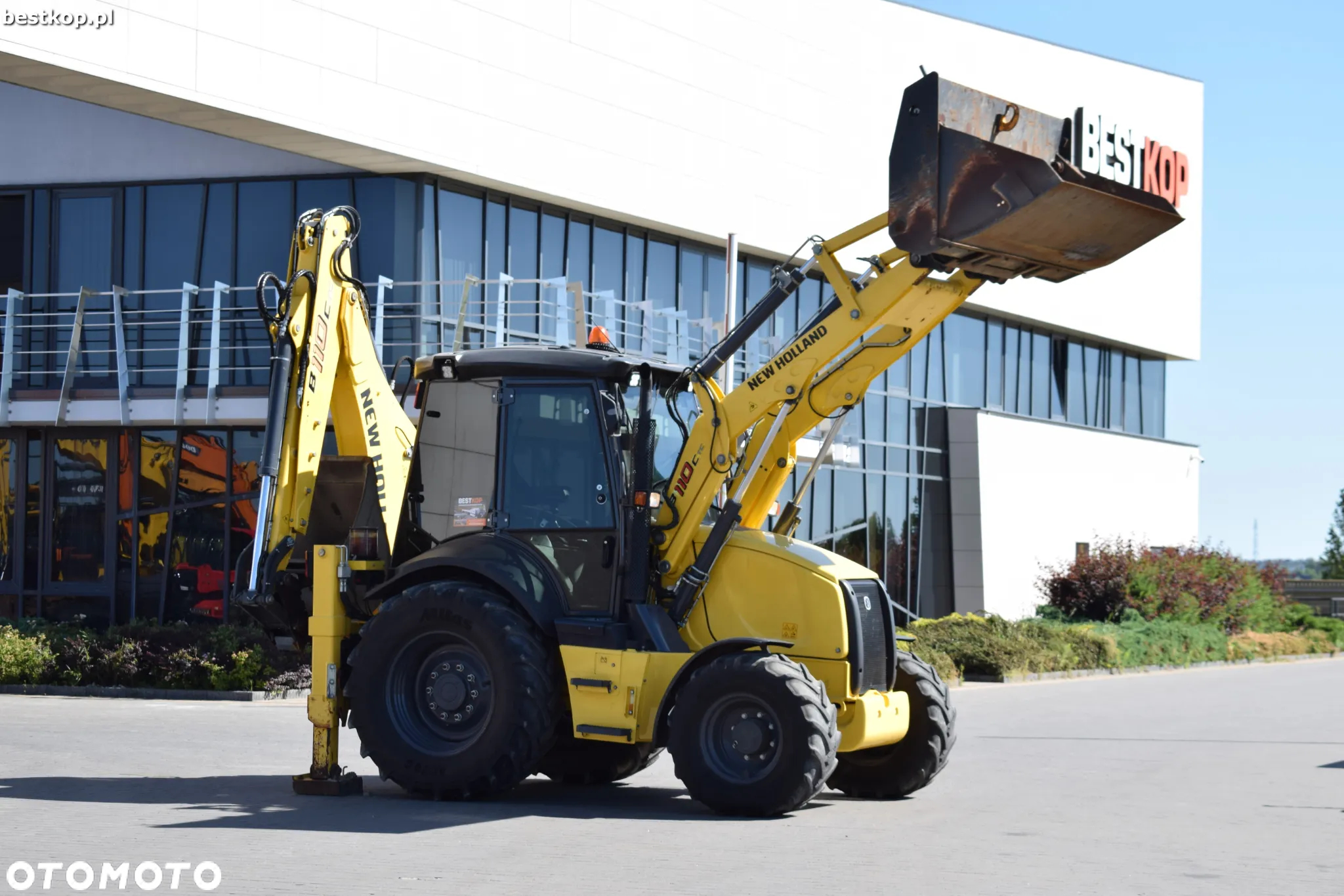 New Holland B110C - 14