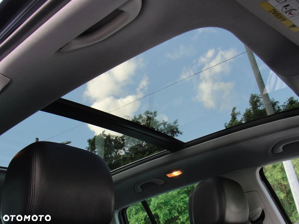 Volkswagen Tiguan 2.0 TDI SCR BlueMotion Technology Exclusive - 9