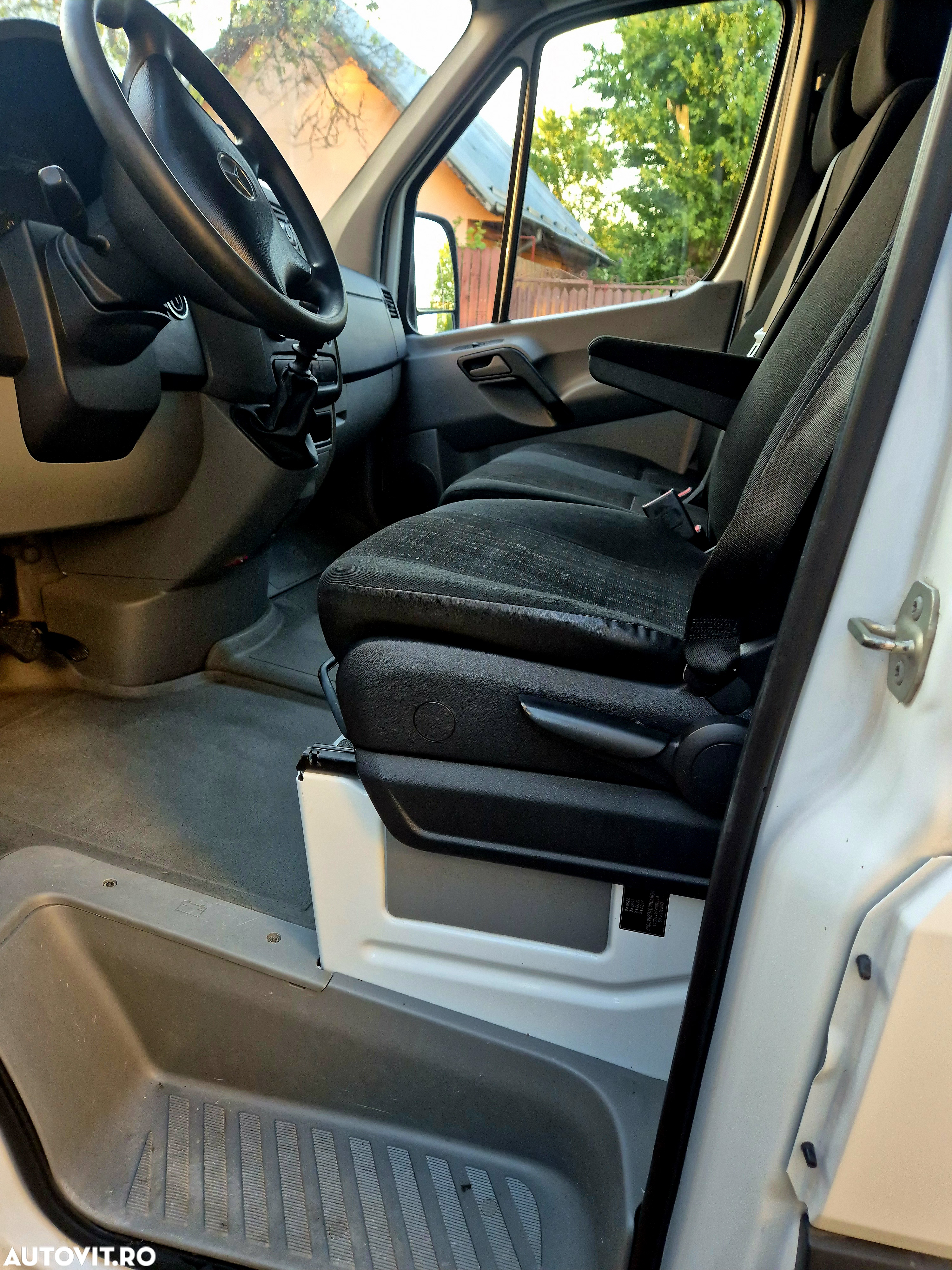 Mercedes-Benz Sprinter - 8