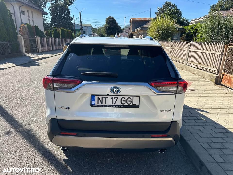 Toyota RAV4 2.5 VVT-iE 4x4 Luxury - 3