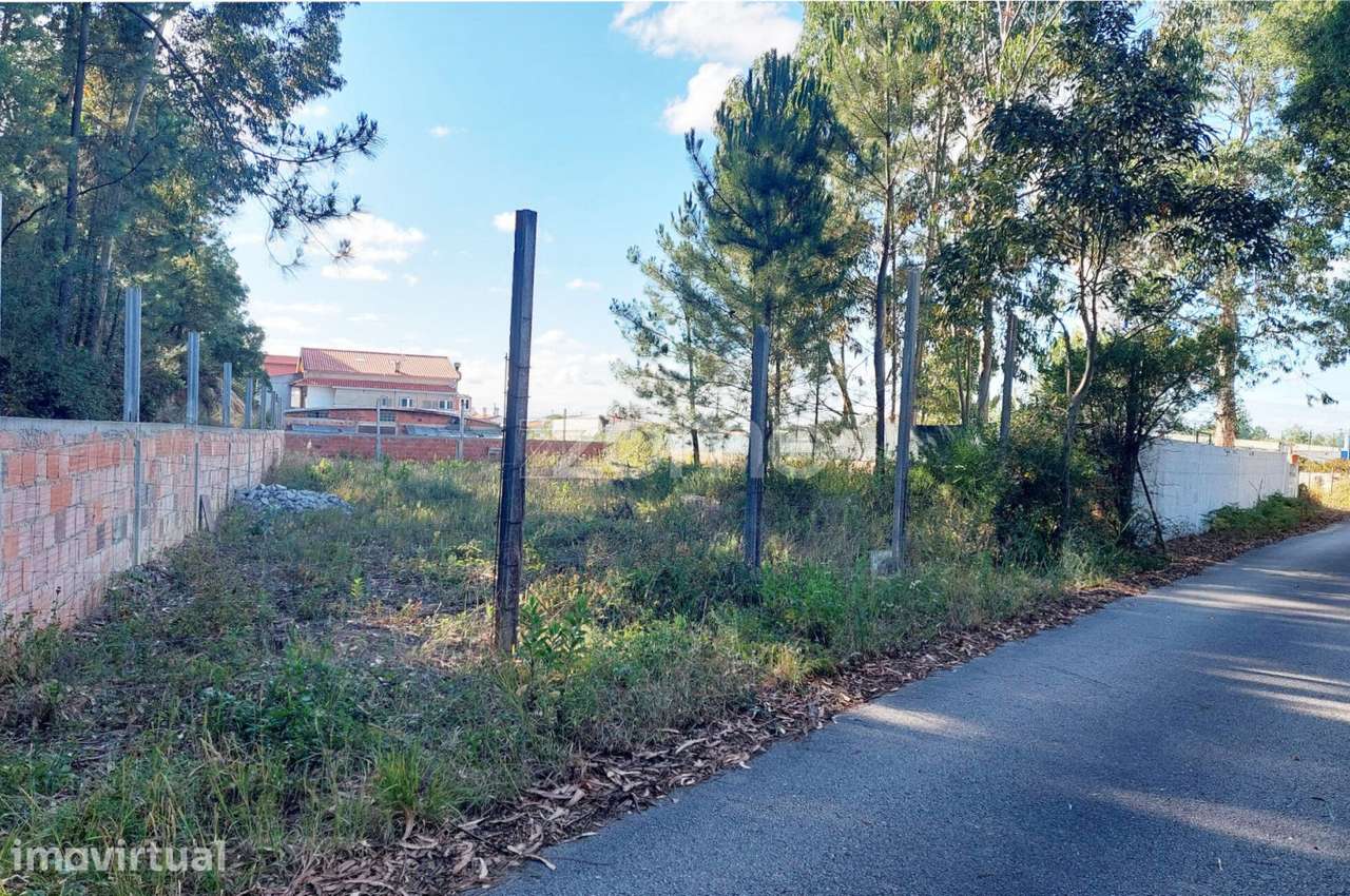 Terreno urbano todo murado para construção em Cruz da Légua - Grande imagem: 5/19