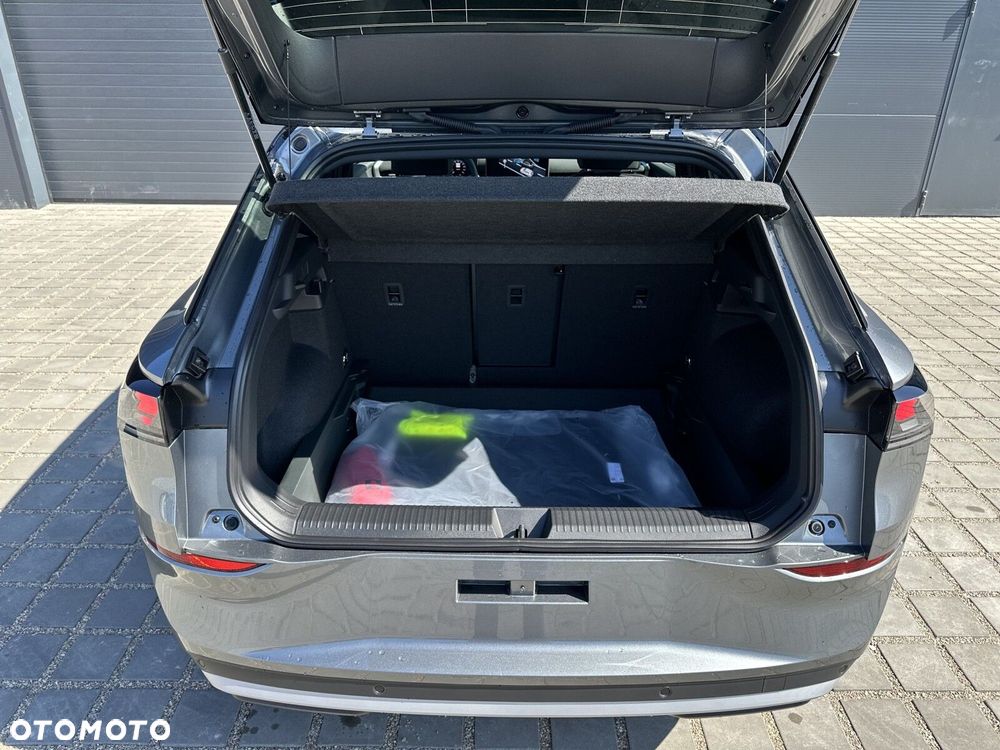 Volkswagen T-Roc - 17