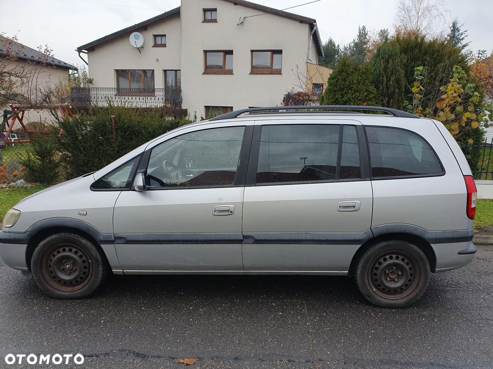 Opel Zafira 2.0 DTI - 6