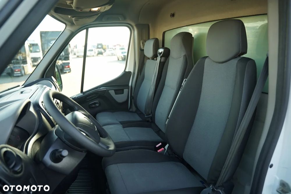 Renault MASTER / KONTENER - 4,5  M / WINDA DHOLLANDIA - 750 kg / SPROWADZONY - 26